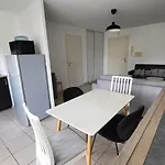 Appartement Expat Renting - Le Grenadin - Piscine - Parking Grenade