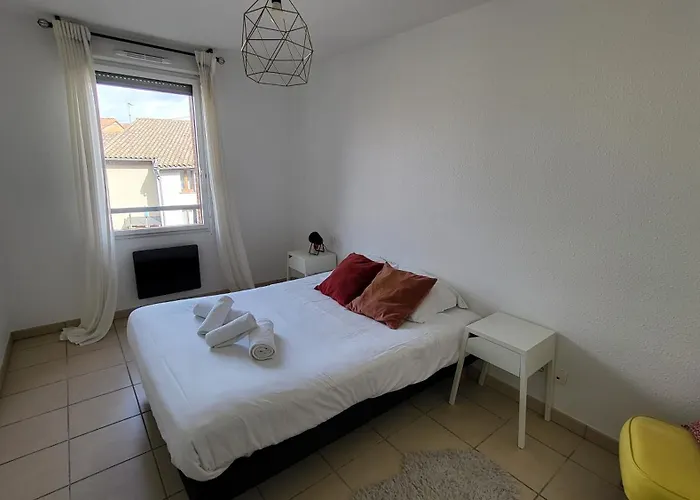 Apartment Expat Renting - Le Grenadin - Piscine - Parking